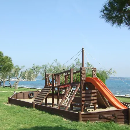 Rozy Near The Beach Novigrad Istria